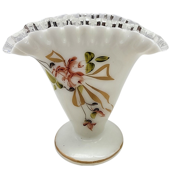 Vintage Fenton 36 Silvercrest Fan Vase Hand Decorated - Picture 1 of 7